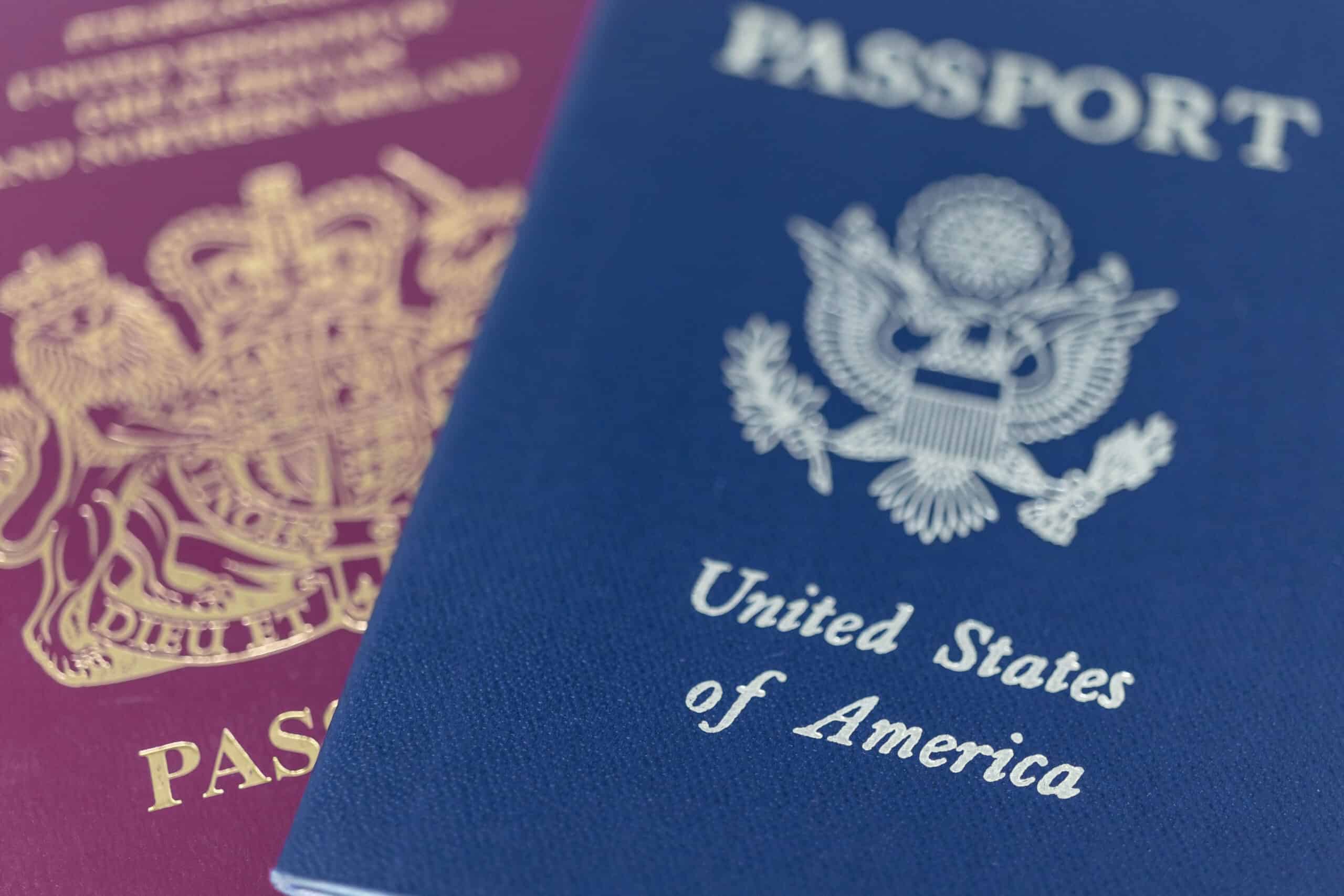 Conoce cuál pasaporte debes llevar al viajar por Europa