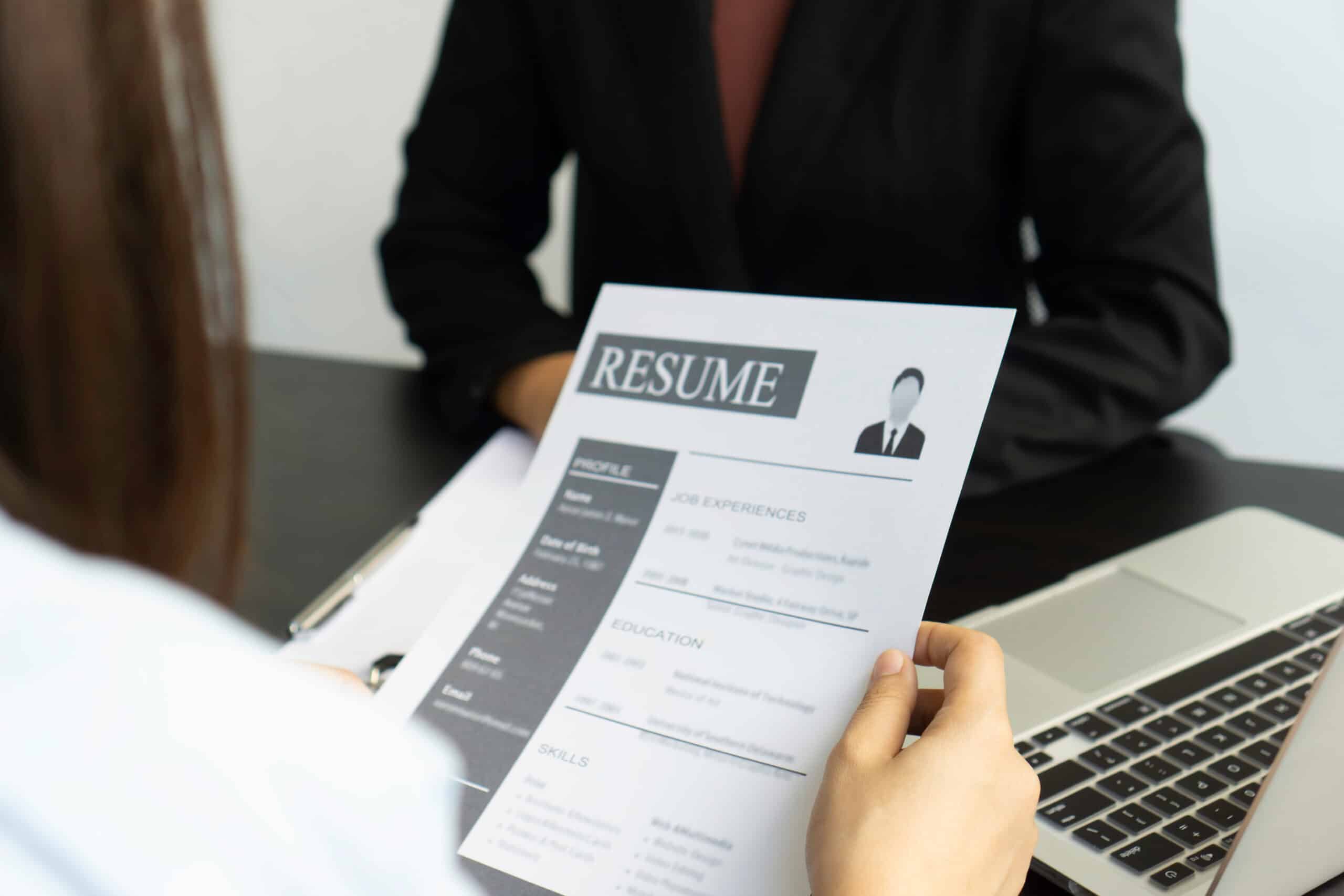 Cómo crear tu CV Europass y aplicar a una oferta laboral en Europa